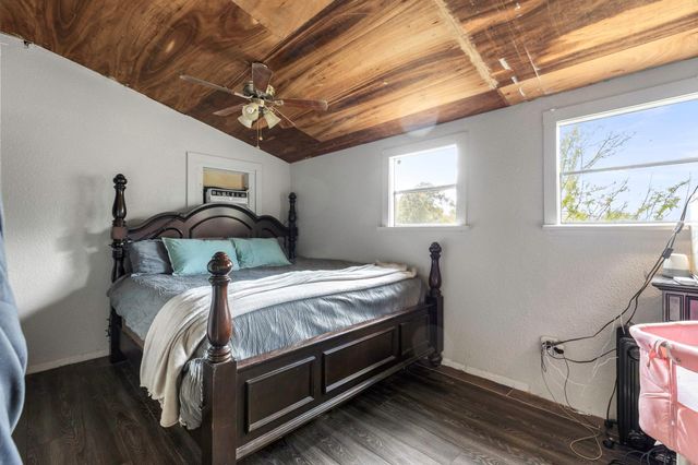 771 Hillje RD, Kingsbury, TX 78638