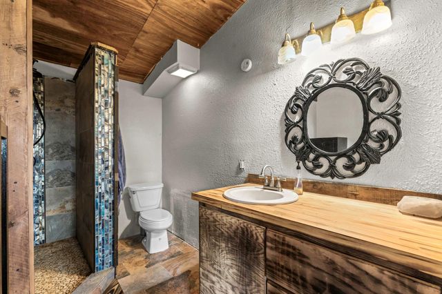 771 Hillje RD, Kingsbury, TX 78638