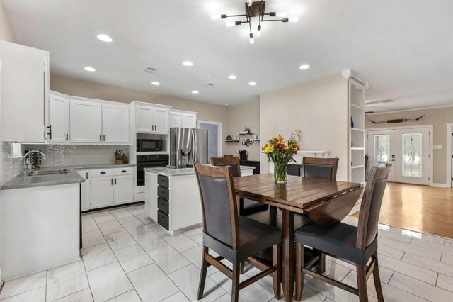 771 Hillje RD, Kingsbury, TX 78638