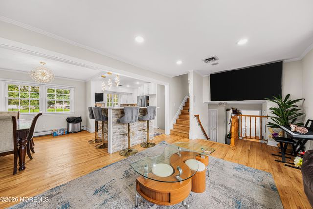 5 Travis Court, Monroe, NJ 08831