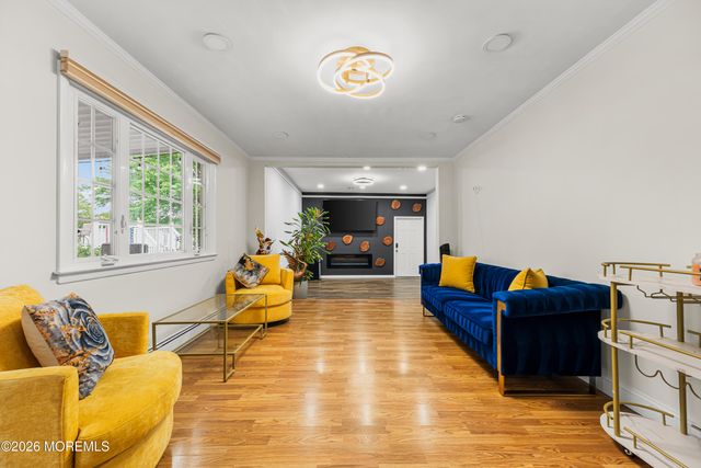 5 Travis Court, Monroe, NJ 08831
