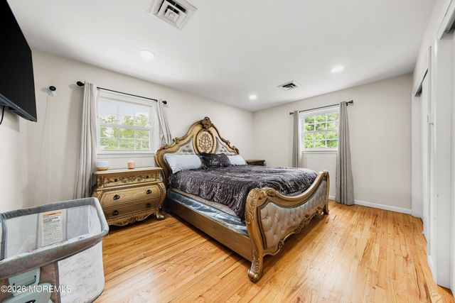 5 Travis Court, Monroe, NJ 08831