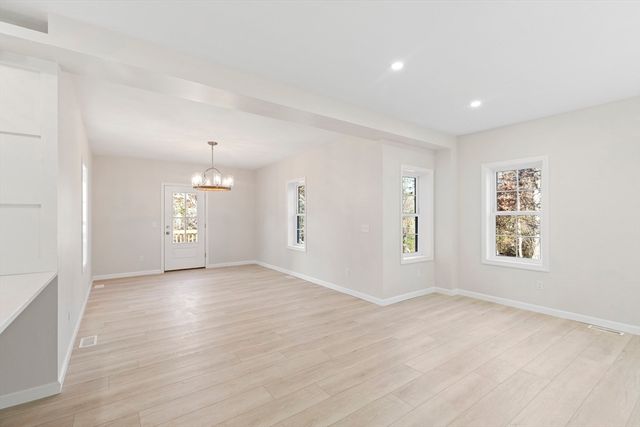 1234 State Rd 1, Plymouth, MA 02360