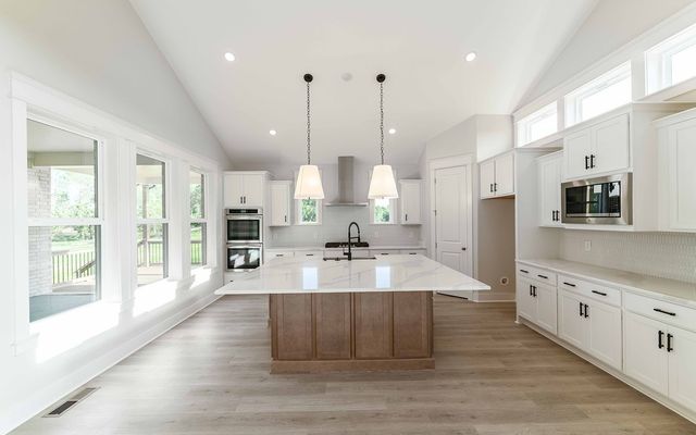 7295 Belvoir Drive, Fairview, TN 37062