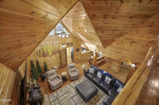 1956 Pittman Center Road, Sevierville, TN 37876