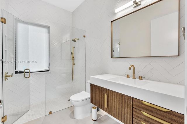13045 Coronado Ter, North Miami, FL 33181