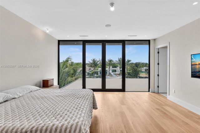 13045 Coronado Ter, North Miami, FL 33181
