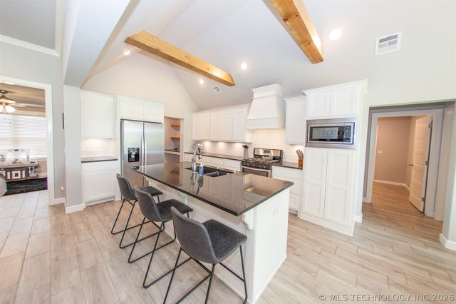 2429 W Union Street, Collinsville, OK 74021