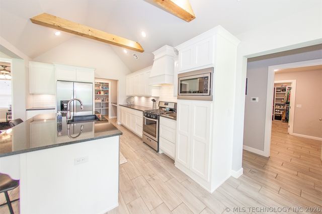 2429 W Union Street, Collinsville, OK 74021