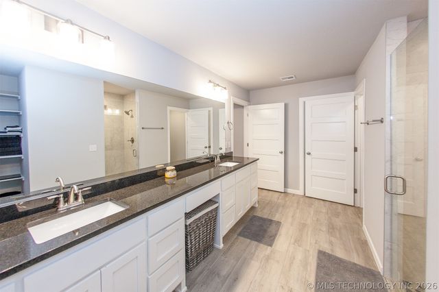 2429 W Union Street, Collinsville, OK 74021