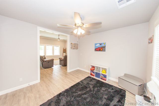 2429 W Union Street, Collinsville, OK 74021