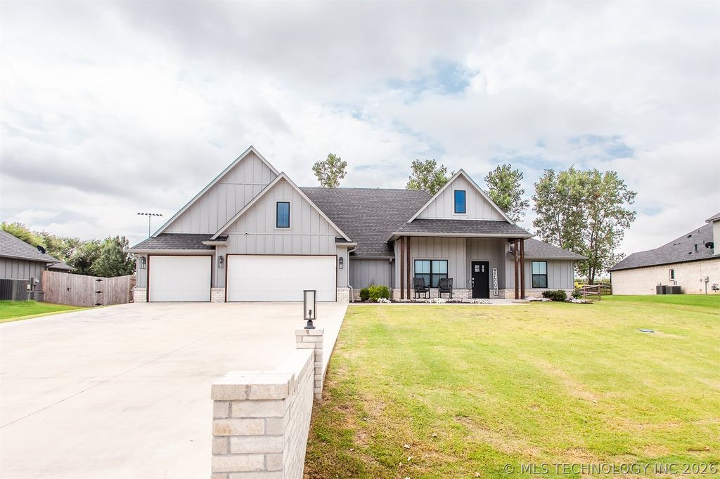 2429 W Union Street, Collinsville, OK 74021