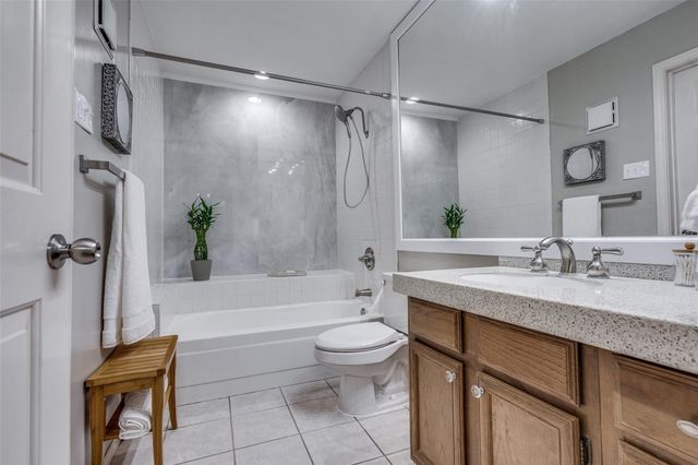 16301 Ledgemont Lane 262, Addison, TX 75001