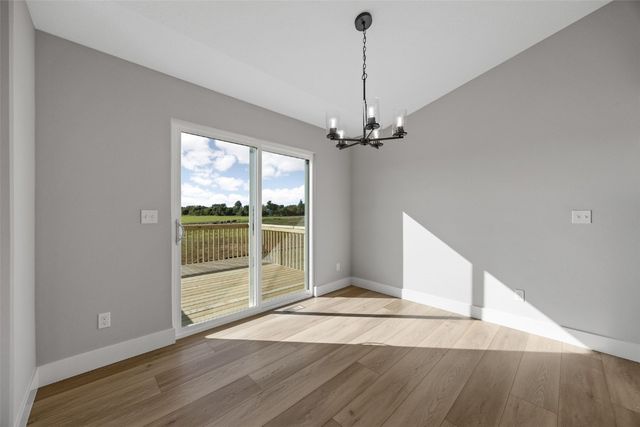 3658 Mclain Way, Hiawatha, IA 52233