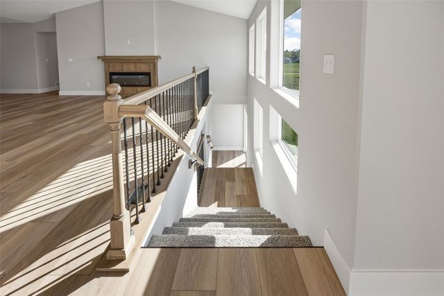 3658 Mclain Way, Hiawatha, IA 52233