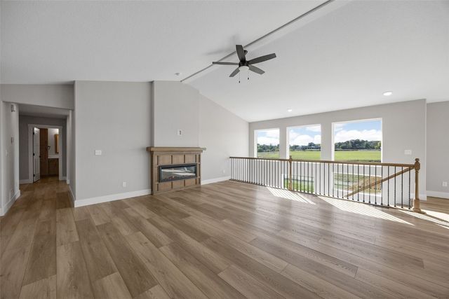 3658 Mclain Way, Hiawatha, IA 52233