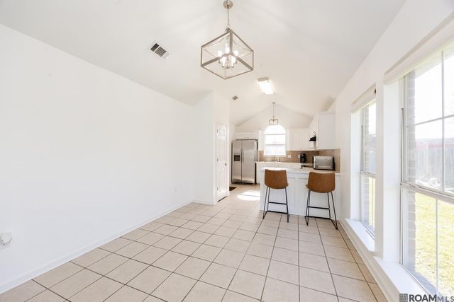 9956 Chapel Hill Dr, Denham Springs, LA 70706