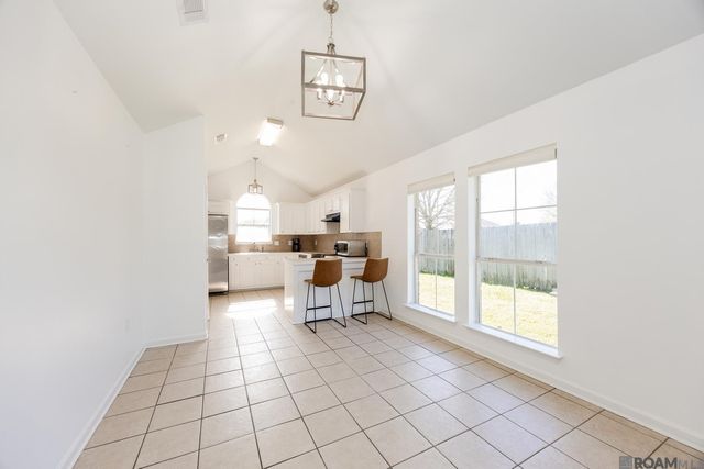 9956 Chapel Hill Dr, Denham Springs, LA 70706