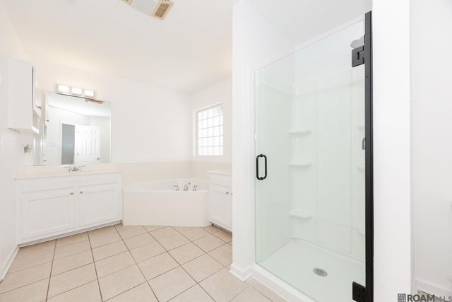 9956 Chapel Hill Dr, Denham Springs, LA 70706