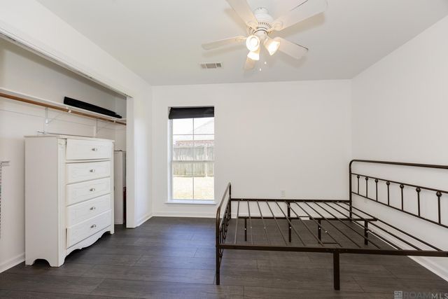 9956 Chapel Hill Dr, Denham Springs, LA 70706