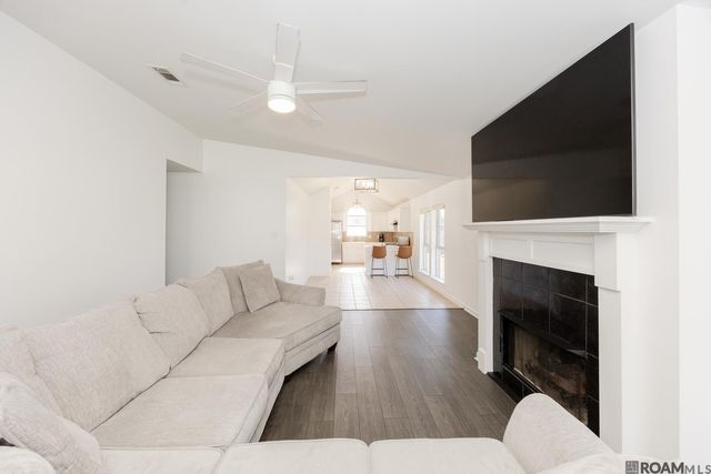 9956 Chapel Hill Dr, Denham Springs, LA 70706