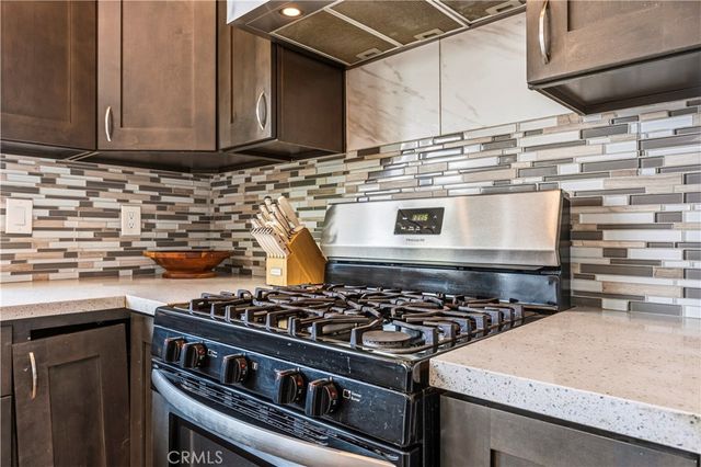 560 W Los Angeles Drive, Vista, CA 92083