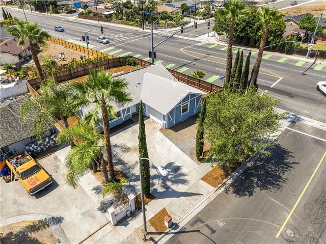 560 W Los Angeles Drive, Vista, CA 92083