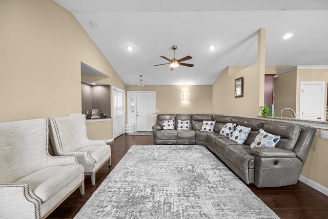 4397 Tranquility Trail, Bettendorf, IA 52722