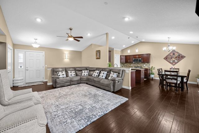4397 Tranquility Trail, Bettendorf, IA 52722