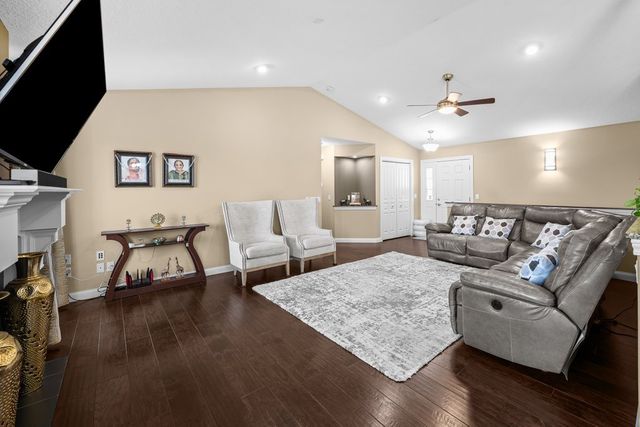 4397 Tranquility Trail, Bettendorf, IA 52722