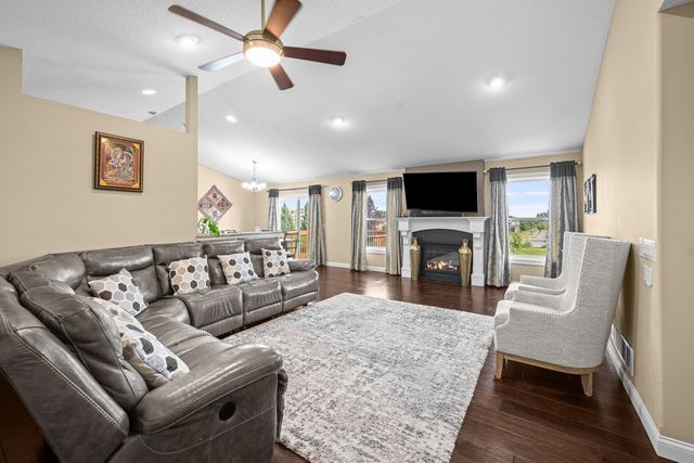 4397 Tranquility Trail, Bettendorf, IA 52722
