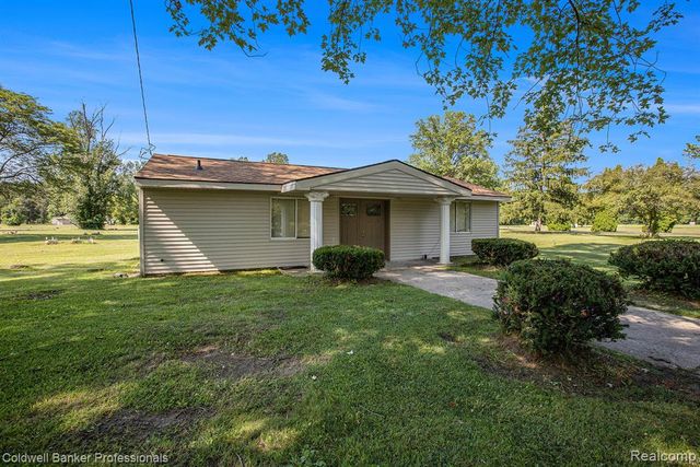 48300 Willow Road, Belleville, MI 48111