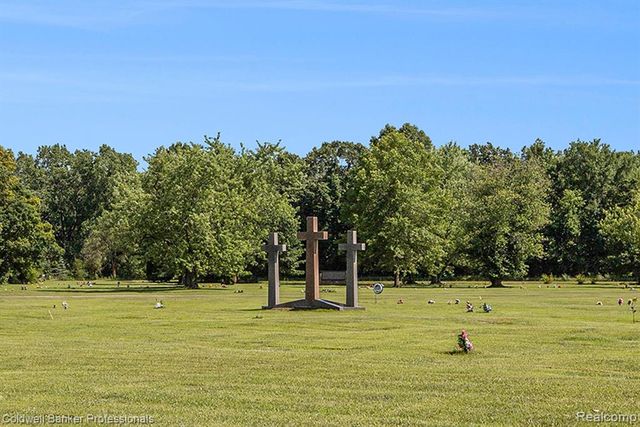 48300 Willow Road, Belleville, MI 48111