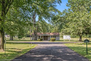 48300 Willow Road, Belleville, MI 48111