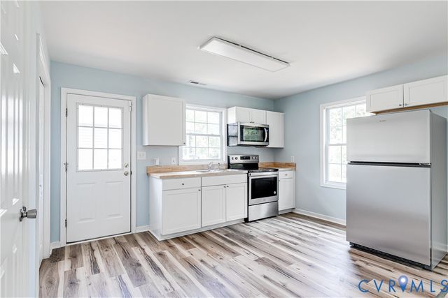 1112 Salem Ave, Hopewell, VA 23860