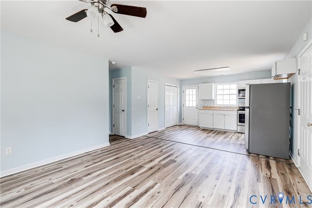 1112 Salem Ave, Hopewell, VA 23860