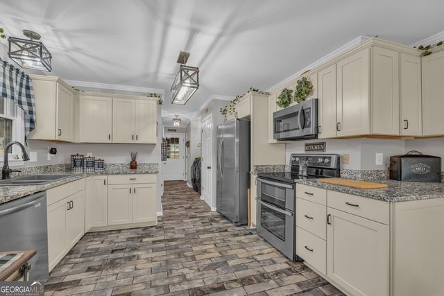 340 Riverbend Circle, Royston, GA 30662