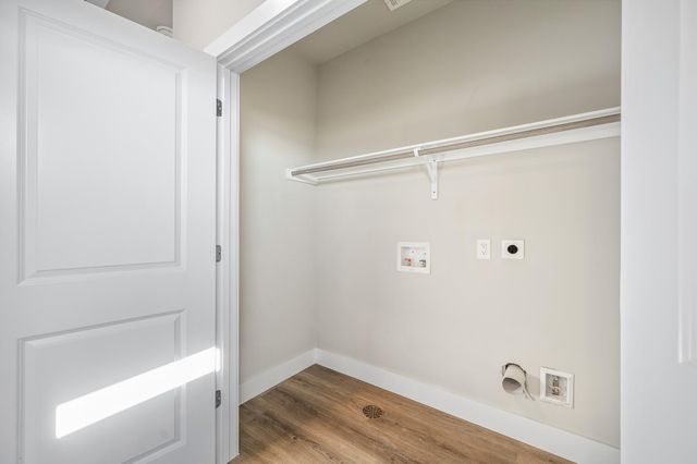 6702 Metro Boulevard 12, Houston, TX 77083