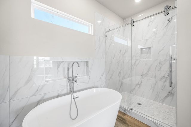 6702 Metro Boulevard 12, Houston, TX 77083