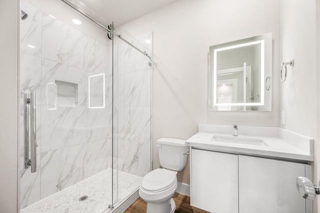 6702 Metro Boulevard 12, Houston, TX 77083