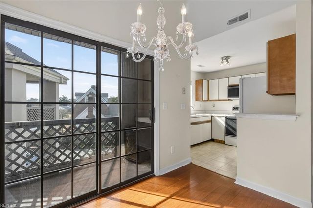 423 Harbour Pt Apt 304, Virginia Beach, VA 23451