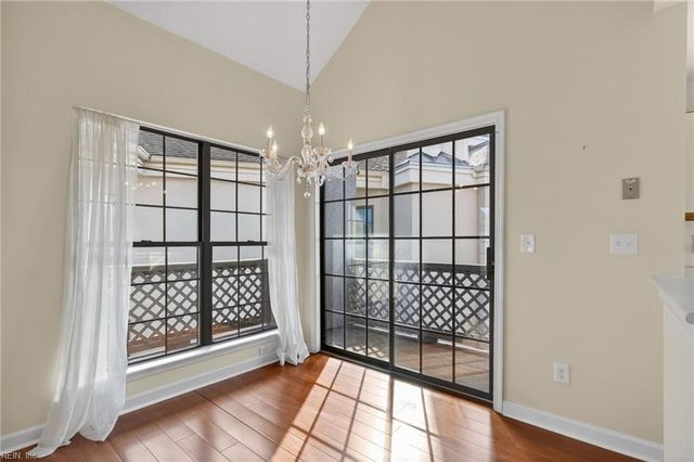 423 Harbour Pt Apt 304, Virginia Beach, VA 23451