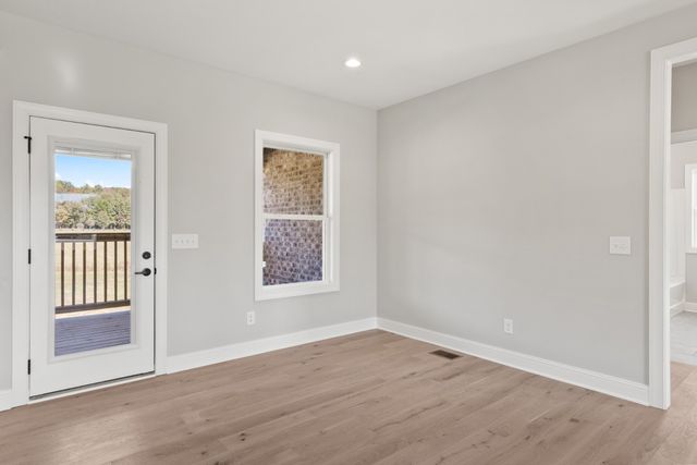 155 S Ray Rd, Portland, TN 37148