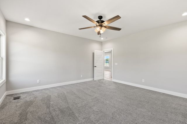 155 S Ray Rd, Portland, TN 37148