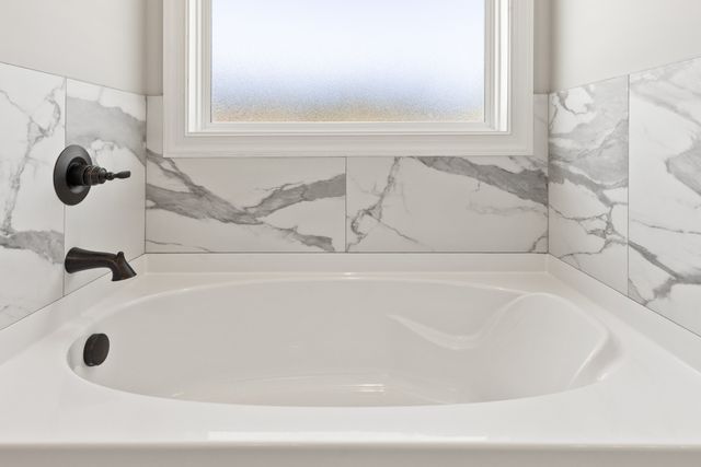 155 S Ray Rd, Portland, TN 37148