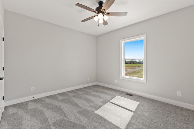 155 S Ray Rd, Portland, TN 37148