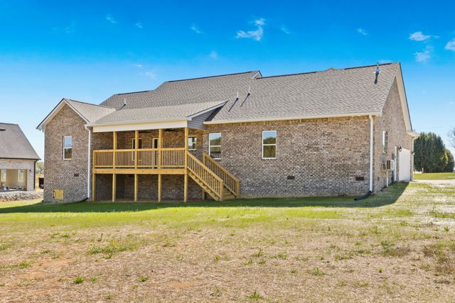 155 S Ray Rd, Portland, TN 37148