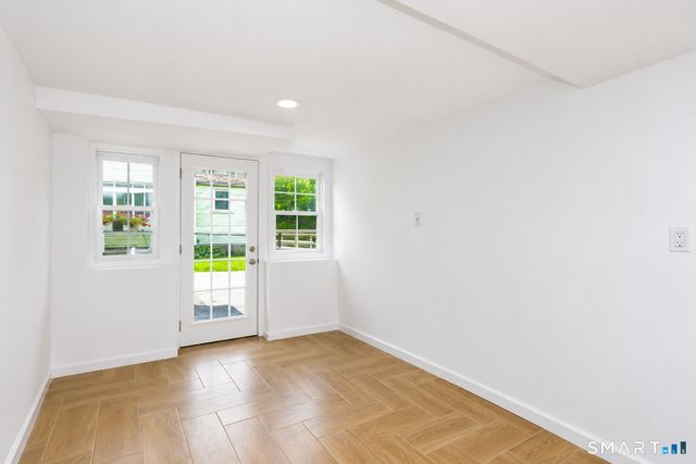 98 Woodmere Road, West Hartford, CT 06119