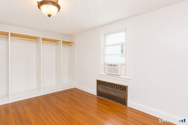 98 Woodmere Road, West Hartford, CT 06119