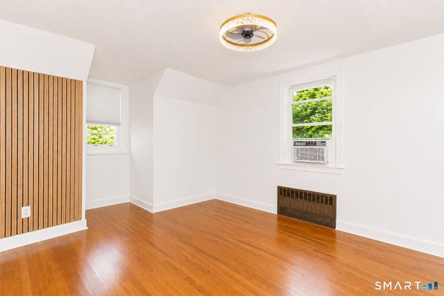 98 Woodmere Road, West Hartford, CT 06119